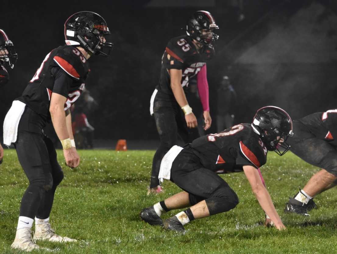 Santiam's defense buckled down to hold off Culver's comeback Friday. (Photo by Jeremy McDonald)