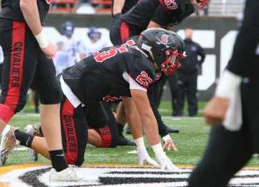 Justice Pagan is part of a dominant Clackamas defensive front. (NW Sports Photography)