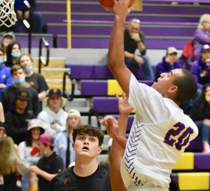 Freshman Isaiah Jones (20) is averaging 19 points and seven rebounds for seventh-ranked Baker. (Lisa Britton/Baker City Herald)