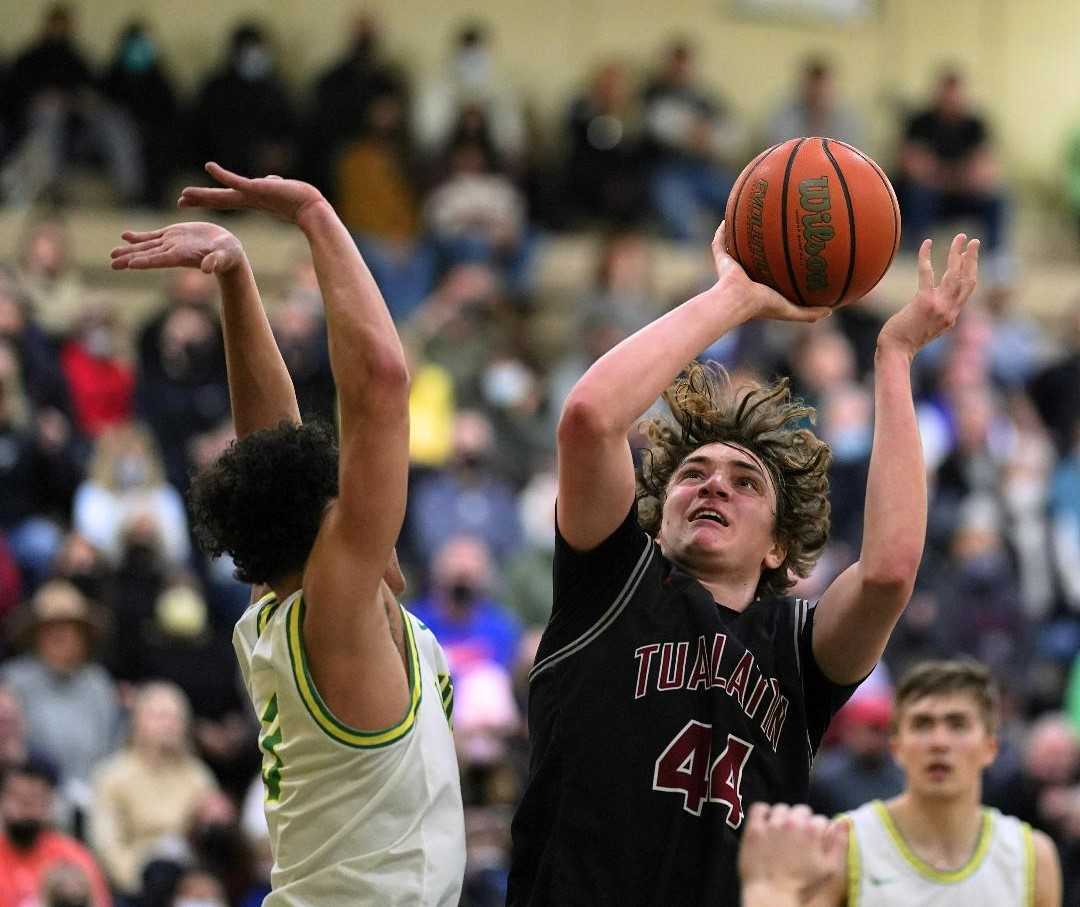 Tualatin's Jalen Steppe scored 16 of his team-high 20 points in the second half Tuesday at West Linn. (Photo by Jon Olson)