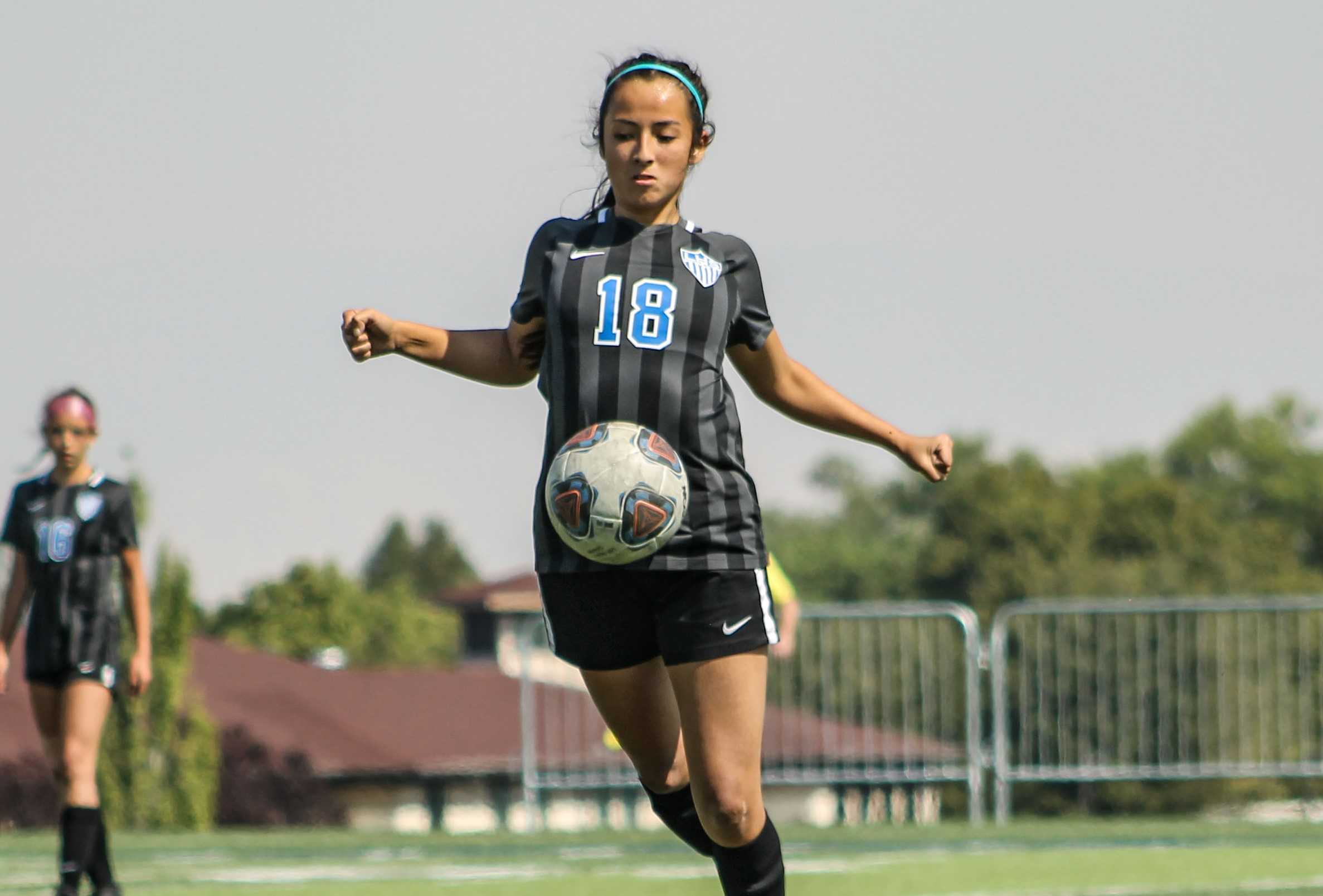 La Grande senior Rosie Aguilera, a fourth-year starter, was the GOL player of the year in 2021. (Photo by Kathleen Brown)