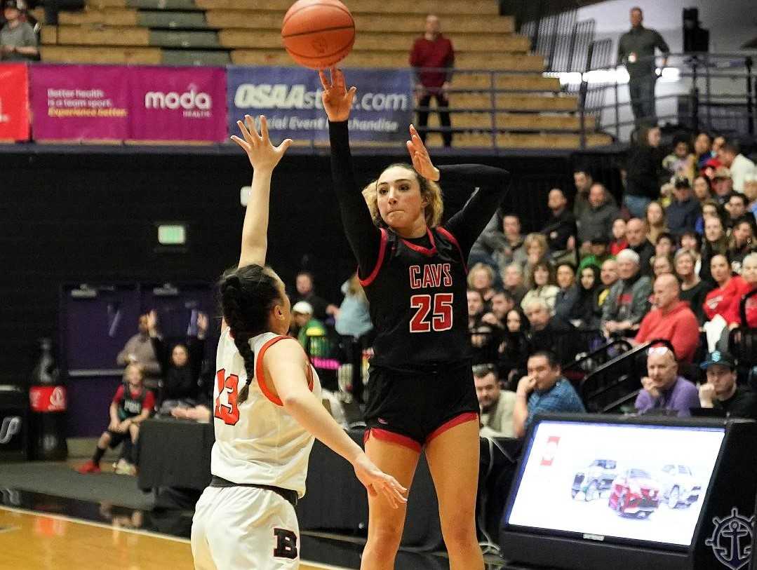 Clackamas sophomore Sara Barhoum made four three-pointers and scored a game-high 18 points Wednesday. (Photo by Jon Olson)