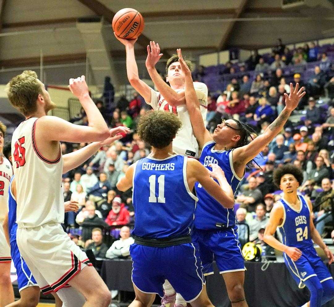 OSAAtoday 6A boys basketball tourney Cards survive 