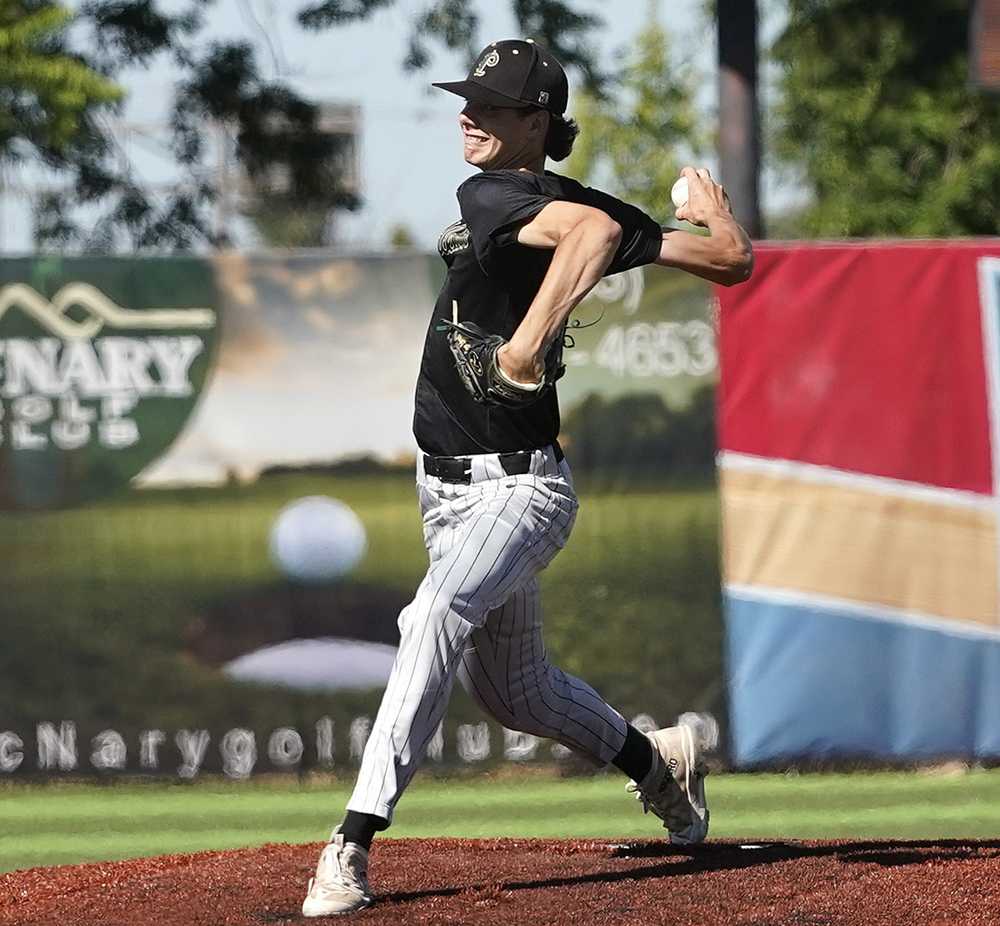 Evan Lehnert pitched Pendleton / Nixyaawii to the 4A state title and also ranks among state leaders in Ks and ERA (Jon Olson)
